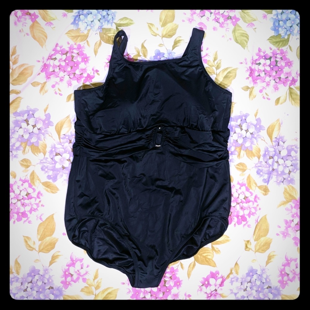 Lands End women's plus size one piece swimsuit 22